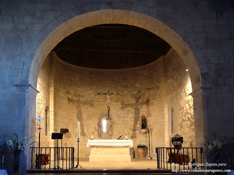 TEMPLO ROMÁNICO. VISTA NORESTE